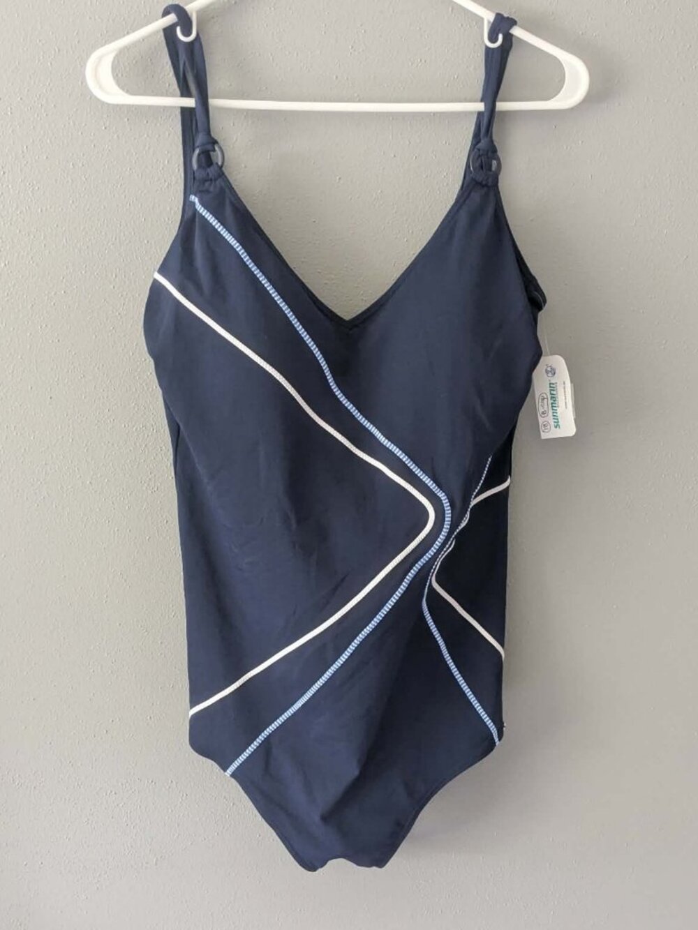 Bathing suit